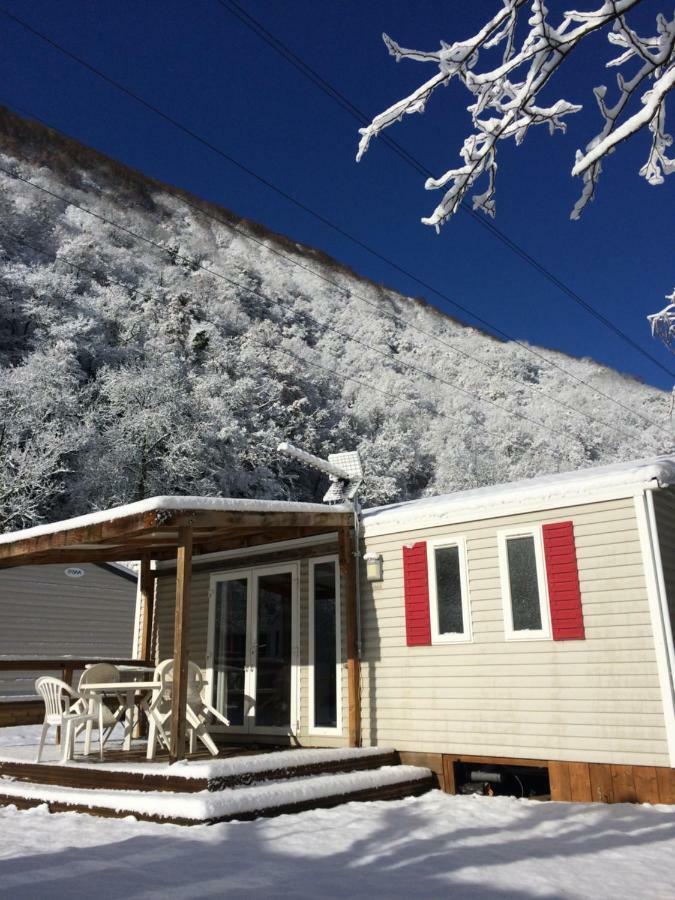 Camping Happy Pyrenees Saligos Eksteriør bilde